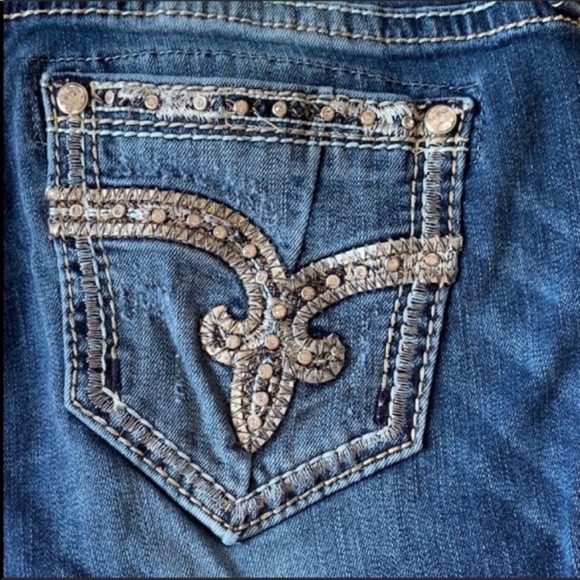 Rock Revival Jeans - Picture 8 of 8